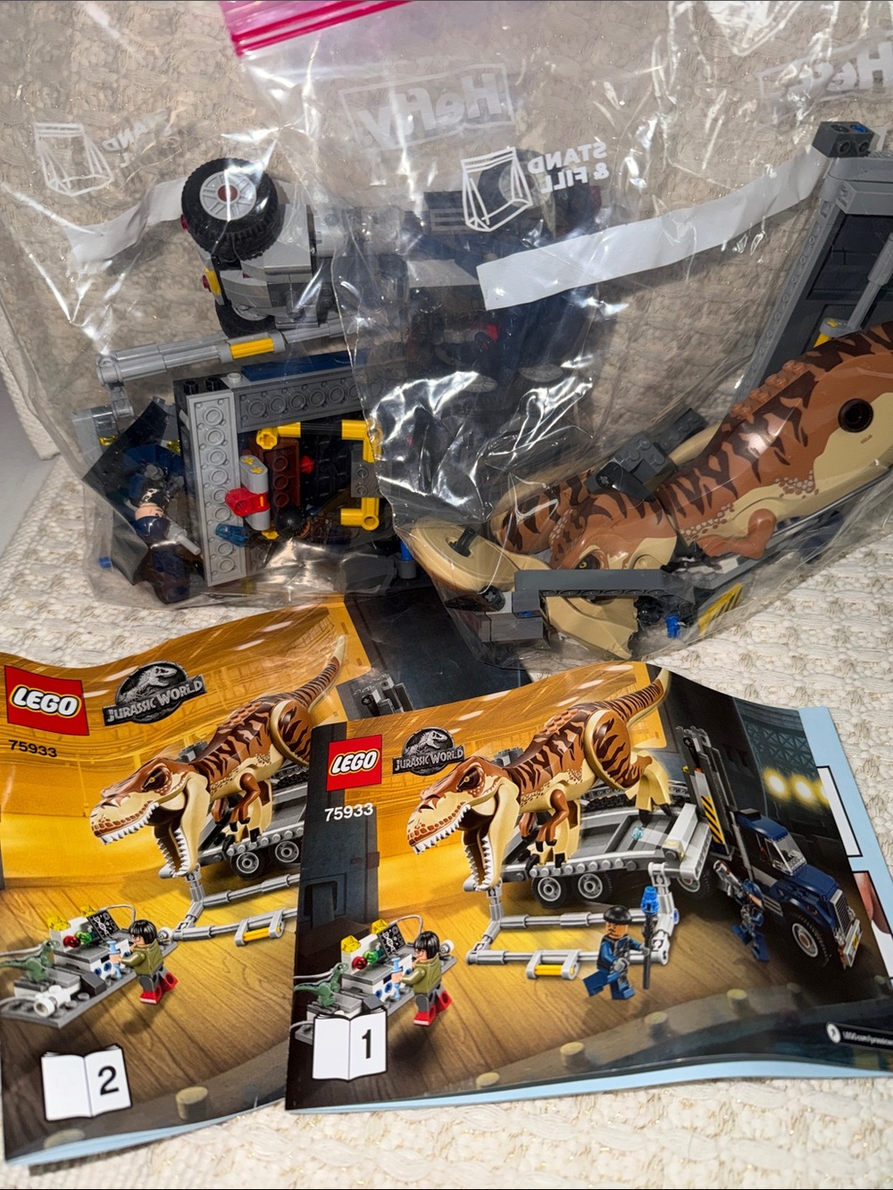 LEGO Jurassic World 75933 T Rex Transport Complete Set RETIRED RARE - Picture 7 of 11